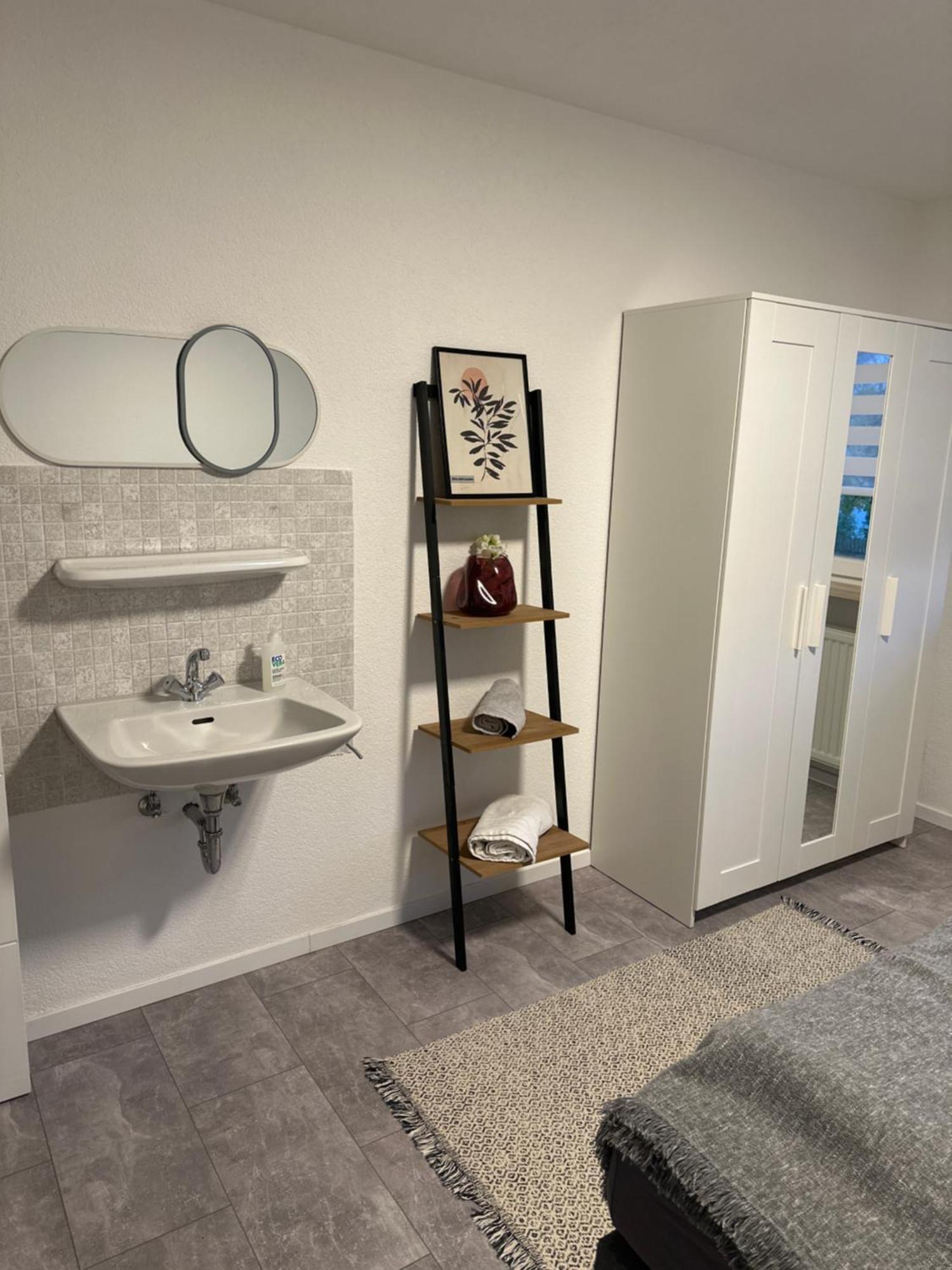Weinstadt Monteurwohnnung Ferienwohnung Dış mekan fotoğraf